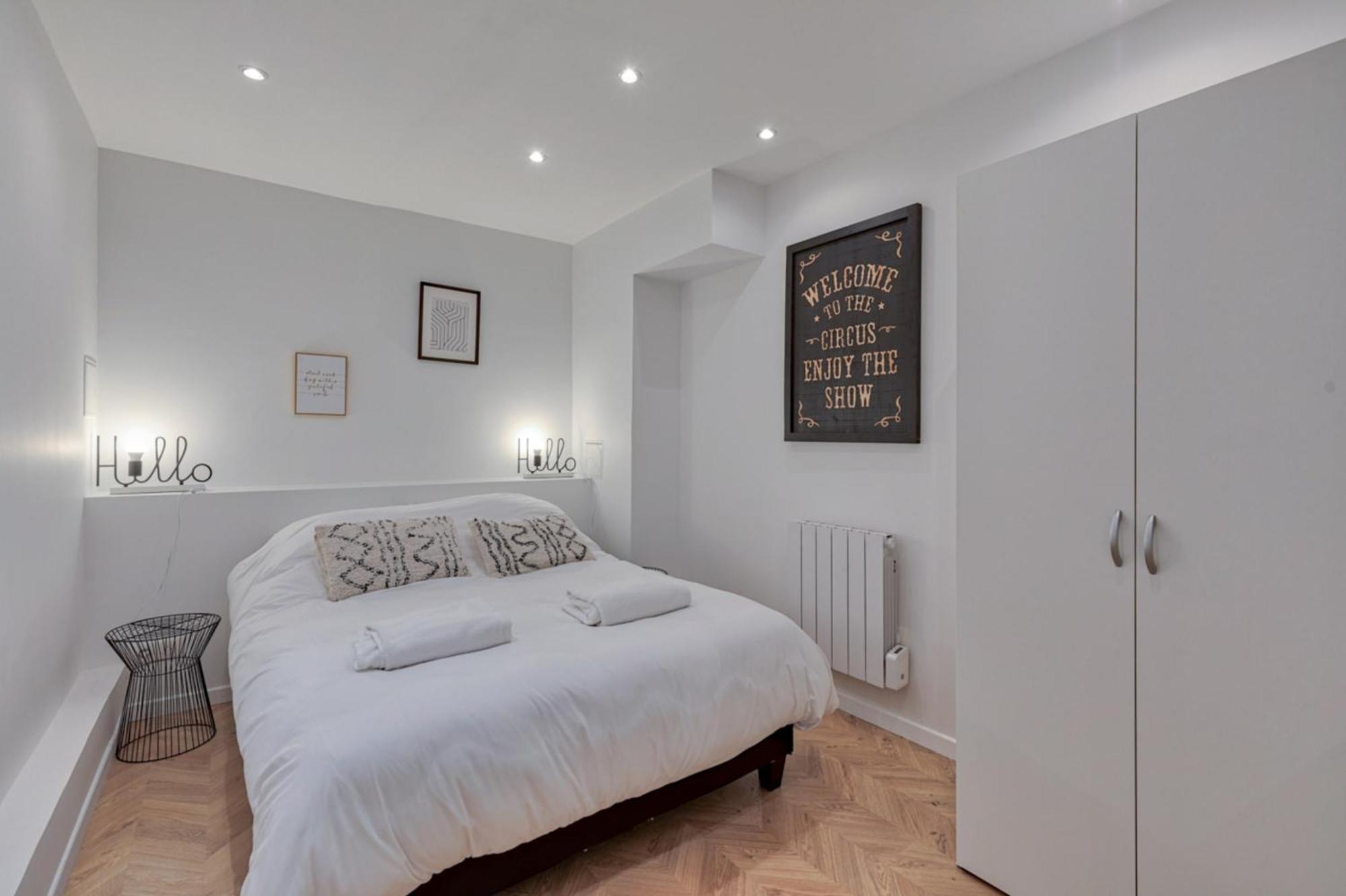 Residence Villette - Buttes Chaumont Botzaris Paris Bagian luar foto